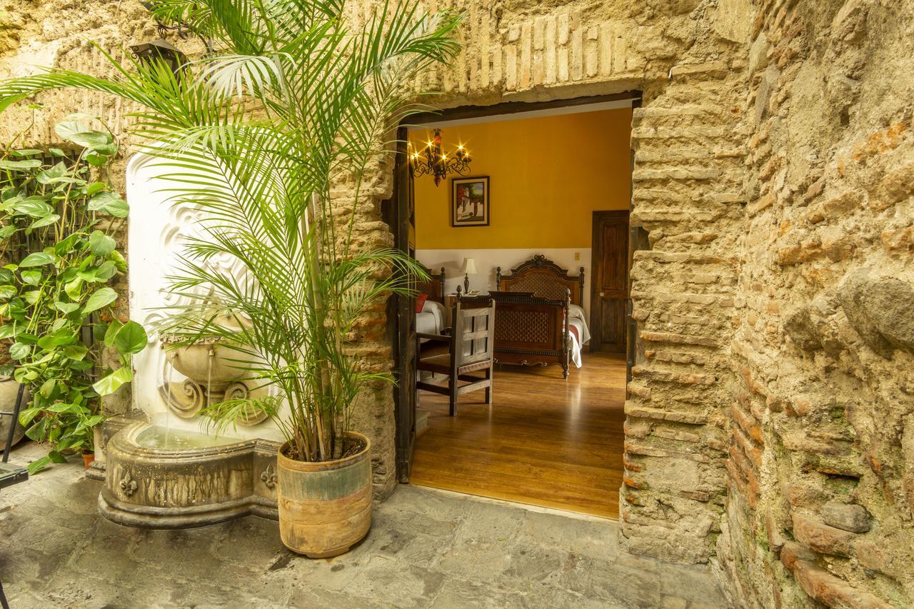 Hotel Posada De Don Rodrigo Antigua Exterior foto