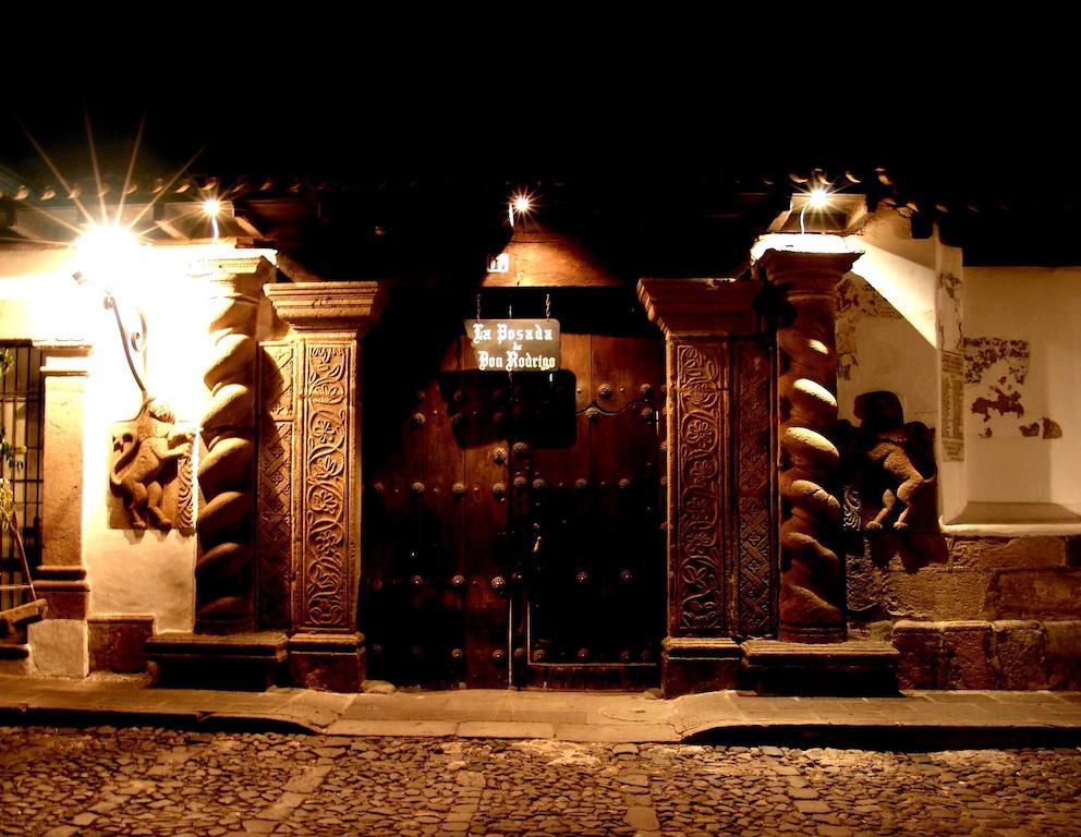 Hotel Posada De Don Rodrigo Antigua Exterior foto